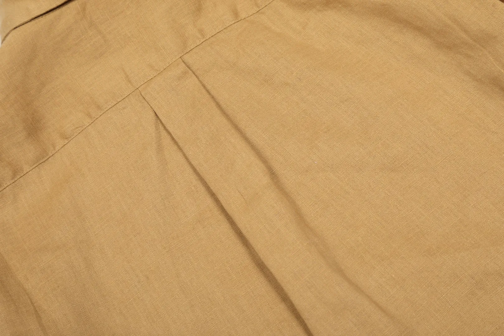 P300 Top Quality" Style Number: 8001# [Ralph Lauren Paul Pony Linen Basic Couple Style Shirt Long Sleeve] ✅Ralph Lauren Paul Small Label War Horse 100% Pure Linen Classic Basic Four Seasons Shirt Long Sleeve ✅A must-have item for the lazy style. The upper body has a retro and fresh feeling. ✅100% pure linen 280g 32 count fabric. Washed, retro and textured. ✅Dedicated to platform live broadcast. Wholesale entity ✅Simple and easy to match, light American old money style, the upper body is super great, ✅Standard for all seasons, worn alone/inner, it is a must-have for YYDS couples wardrobe. Size: S-XL Color: Black, White, Navy, Khaki, Pink, Yellow, Red, Colorful Blue, Light Blue, Rose Red